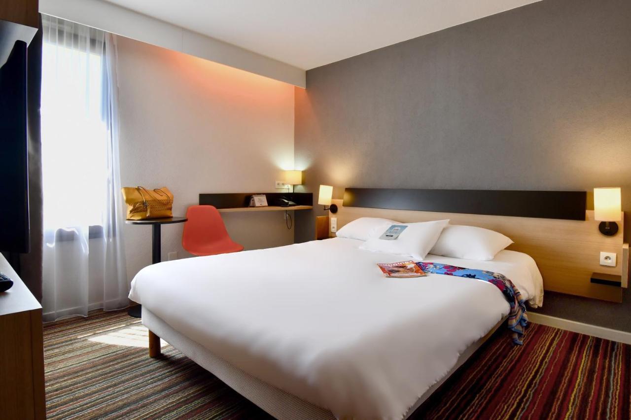 Kyriad Tours Sud - Chambray Les Tours Екстер'єр фото